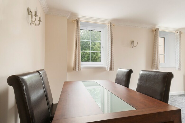 Apartamentos Stunning 2 Bed Near Haymarket With Pool
