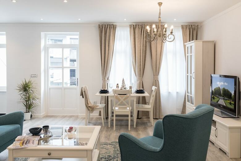 Apartamentos Modern 2bdr Loft In Old Town - Best Location