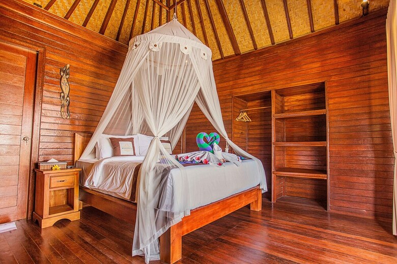 Bed & Breakfast Maharatu Villas