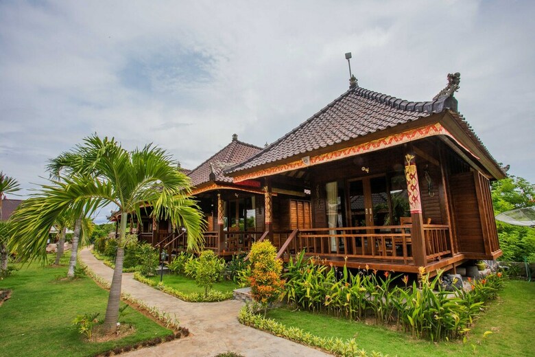 Bed & Breakfast Maharatu Villas