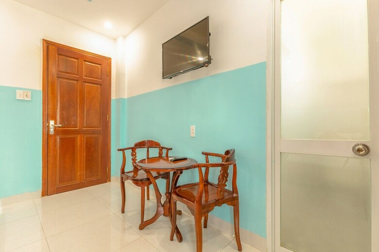 Oyo 621 Hoang Truong Hotel