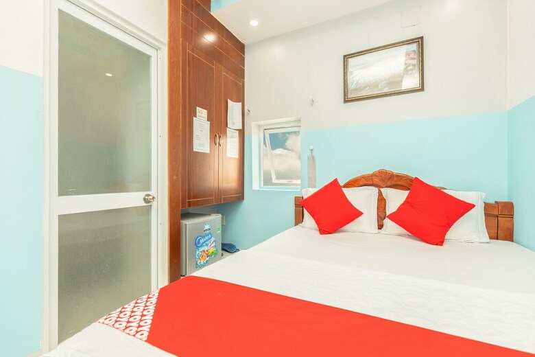 Oyo 621 Hoang Truong Hotel