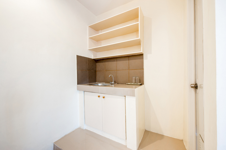 Hotel Oyo 490 V-cat Apartelle