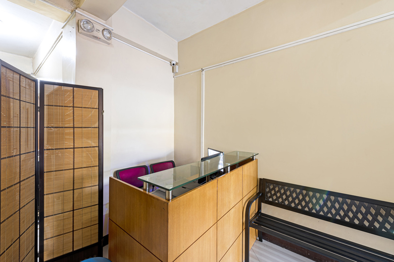 Hotel Oyo 490 V-cat Apartelle