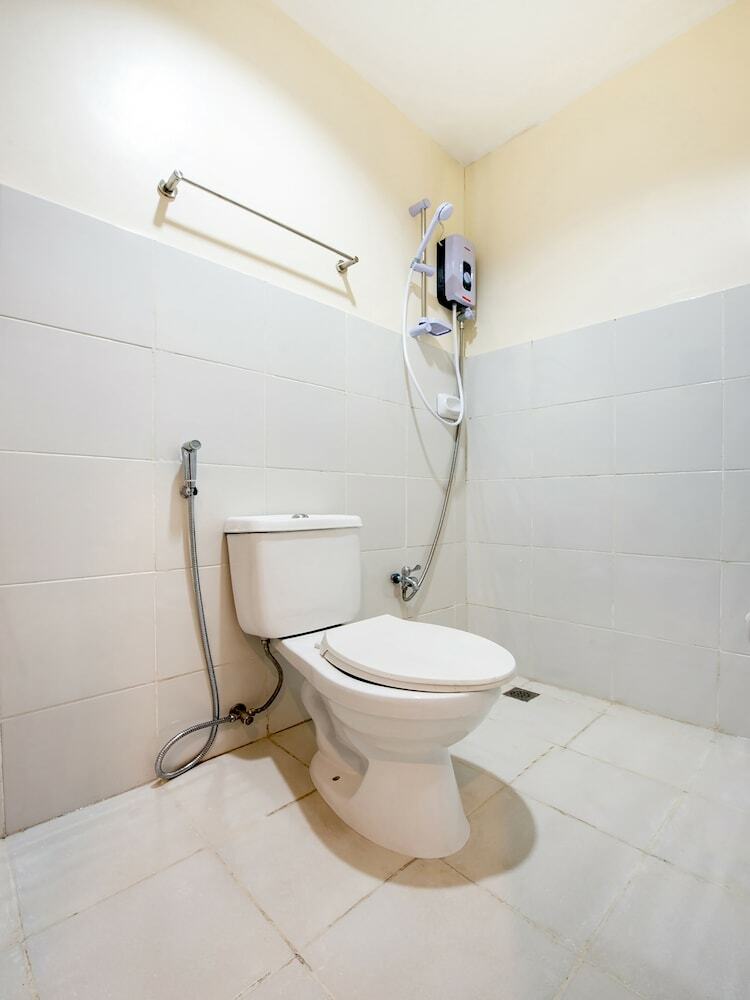 Hotel Oyo 490 V-cat Apartelle