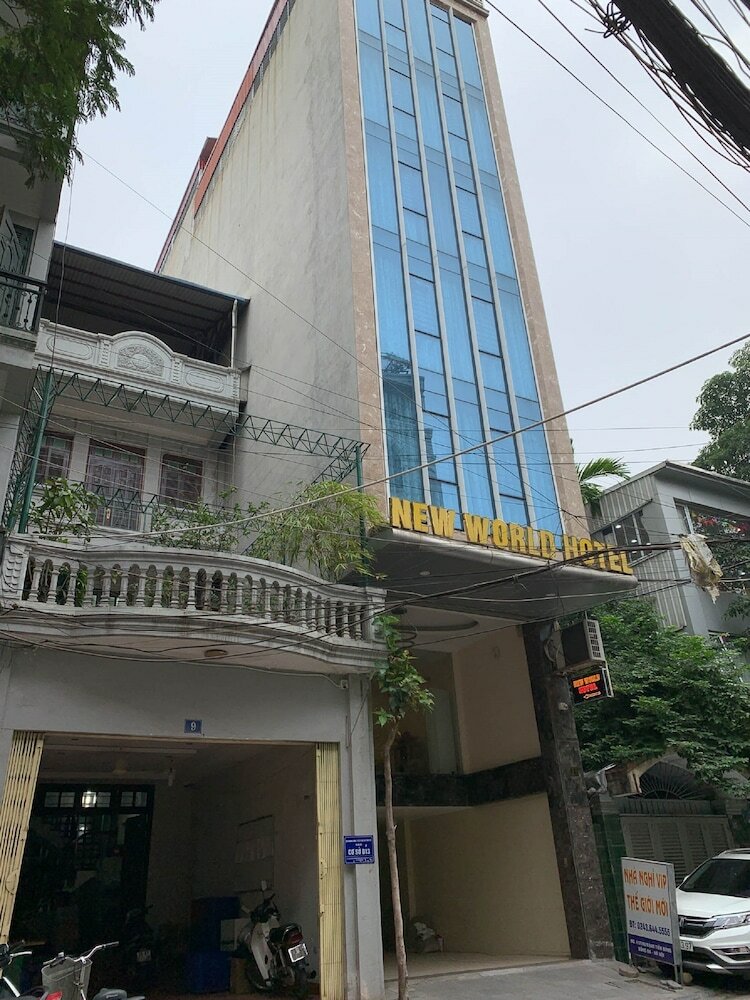 Oyo 620 New World Hotel