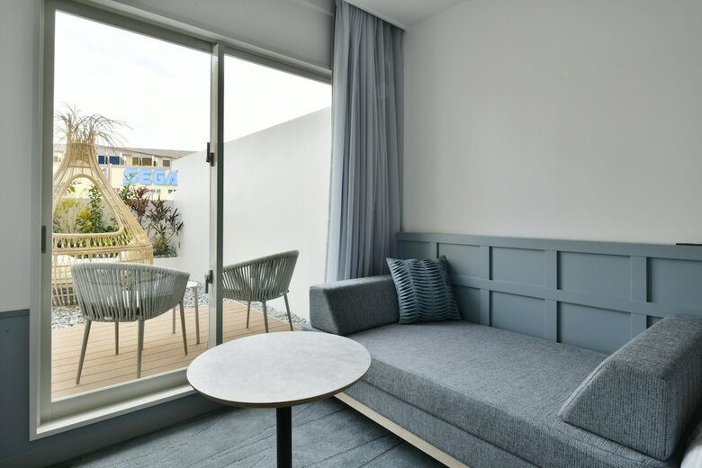 Hotel Lequ Okinawa Chatan Spa & Resort