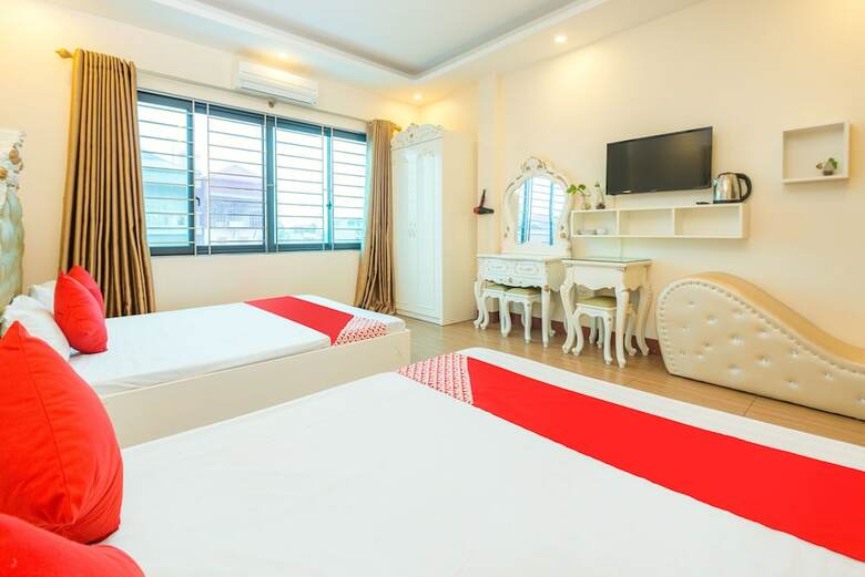 Hotel Oyo 639 Nam Khanh