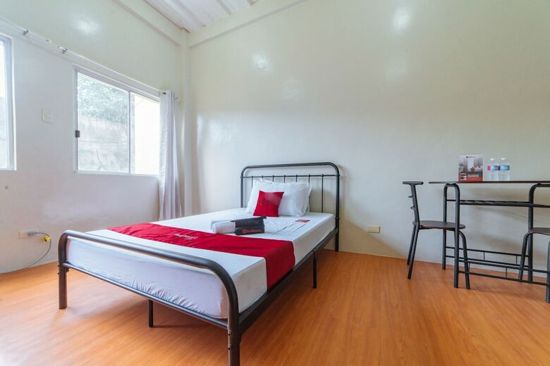 Hotel Reddoorz @ Kassel North Caloocan