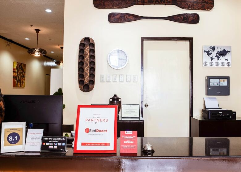 Hotel Reddoorz Plus Near Rizal Junction