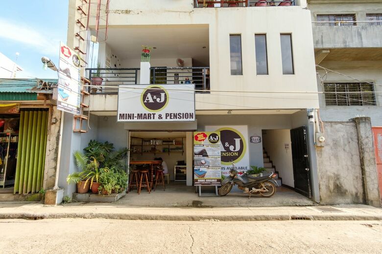 Hotel Reddoorz Near Coron Coliseum
