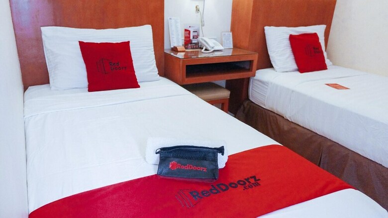 Hotel Reddoorz @ Climaco Street Cebu