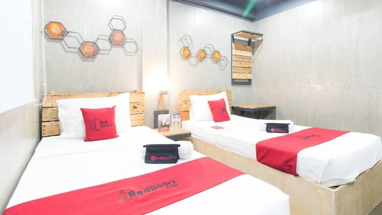 Hotel Reddoorz Plus @ Taft North Mandurriao