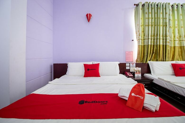 Hotel Reddoorz Near Vincom Go Vap