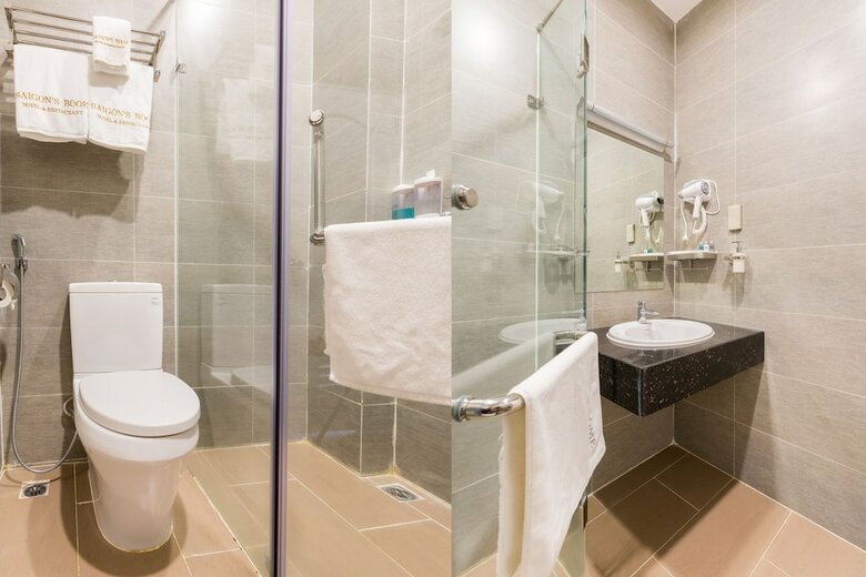 Oyo 585 Saigon Book Hotel Da Lat