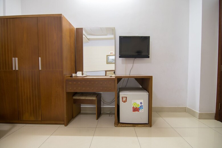 Hotel Reddoorz Near Saigon Zoo 3