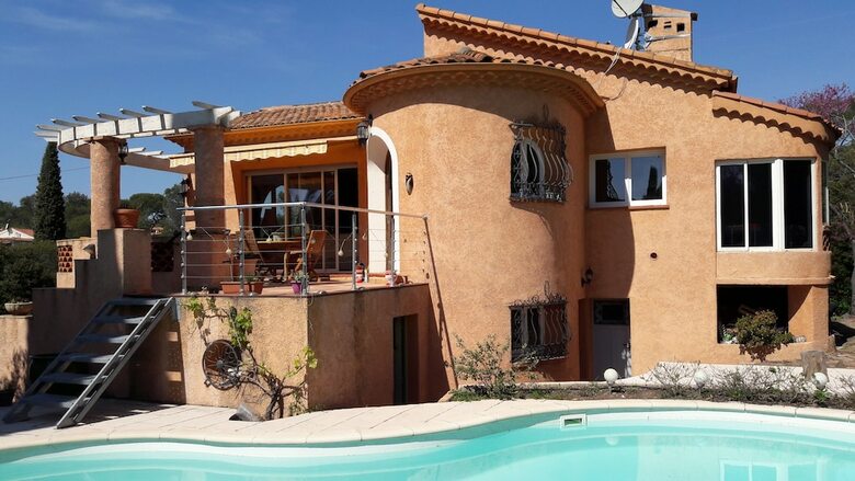 Hotel Saint Rapha�l - L'ecureuil de L'est�rel
