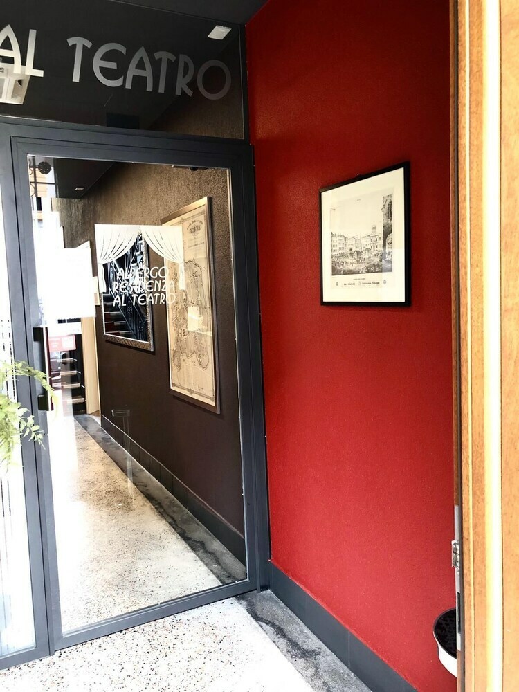 Hotel Albergo Residenza Al Teatro