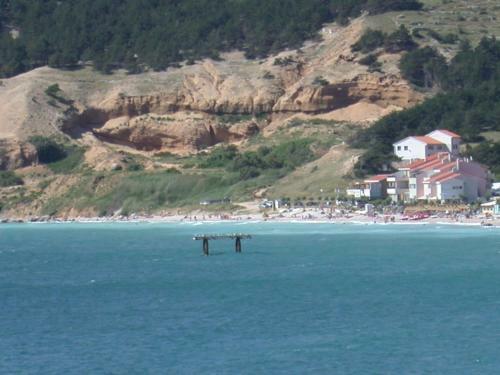 Vis A Vis Apartments