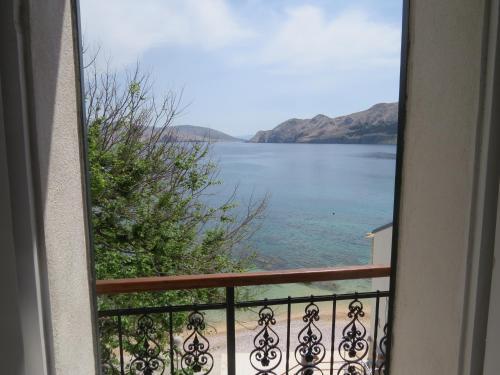 Apartments Authentic Baska 1