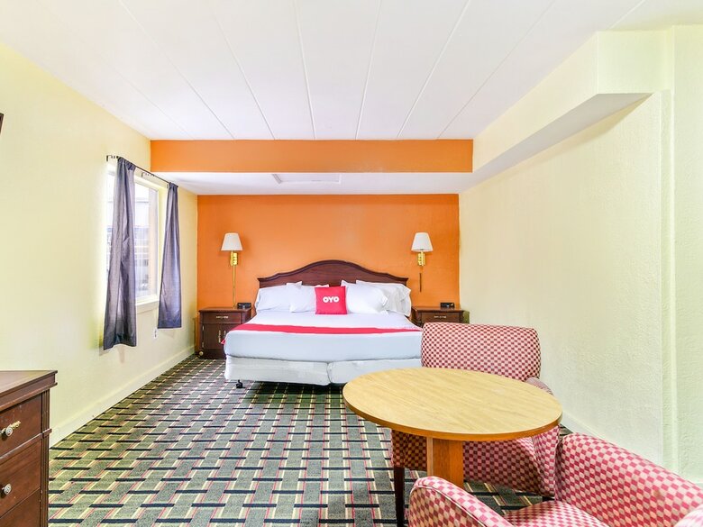 Oyo Hotel Peoria Il I-74