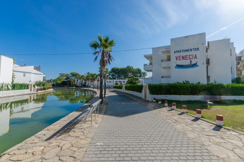 Yourhouse Apartamentos Venecia