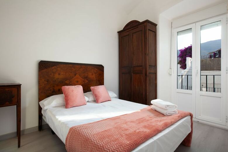 Apartamentos Akira Flats Cadaques Llane