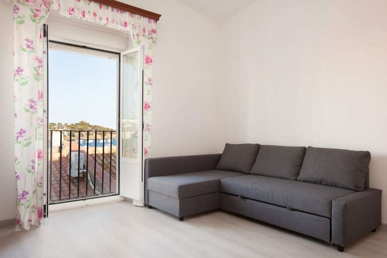 Apartamentos Akira Flats Cadaques Llane