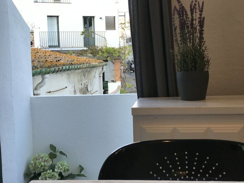 Hotel Lets Holidays Rooms Cadaques