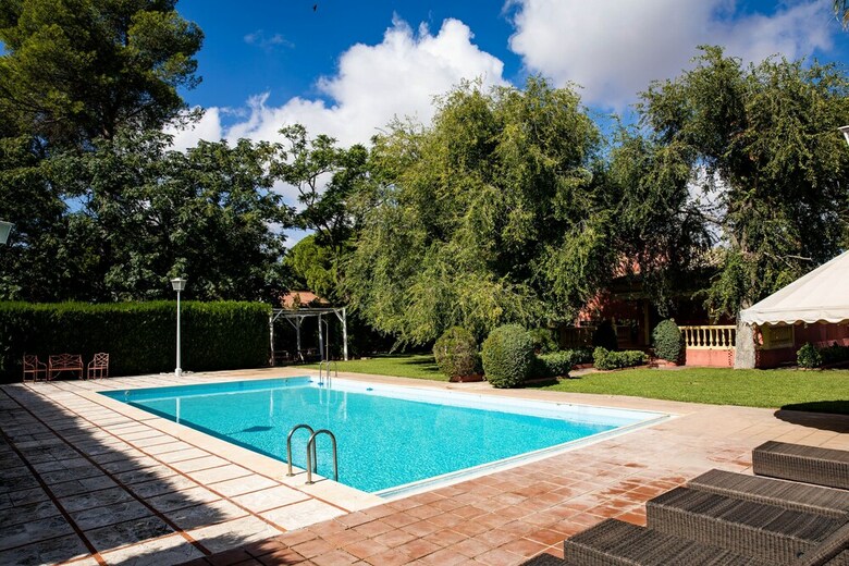 Villa Lucrecia