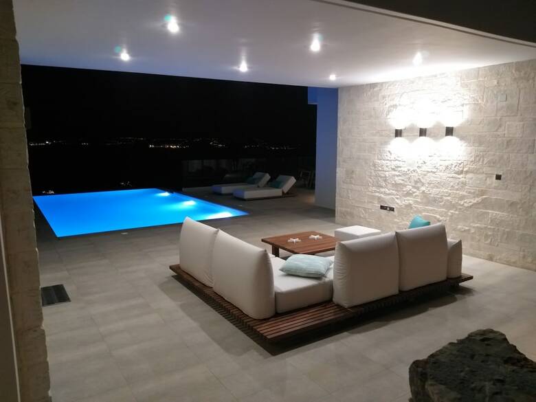 'phantom Villa'