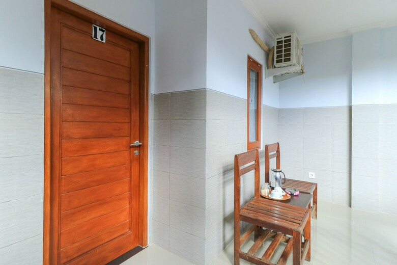 Hotel Deseruni Guest House
