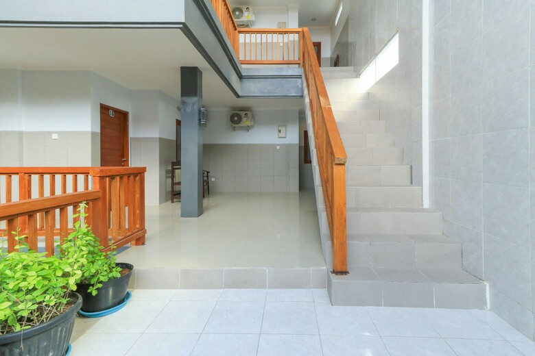 Hotel Deseruni Guest House