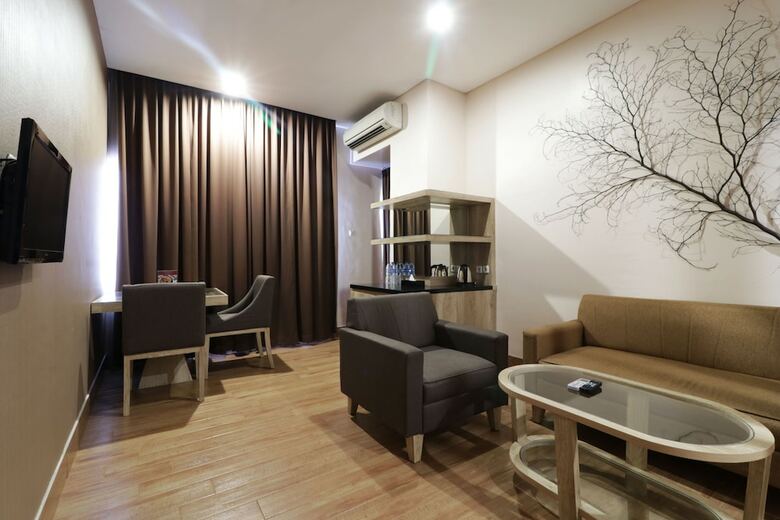 Hotel Gren Alia Jakarta