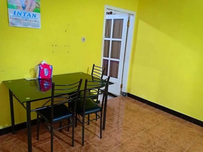 Hotel Nina King Homestay
