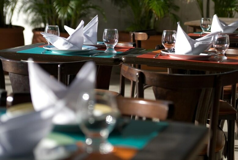 Oyo Arembepe Beach Hotel
