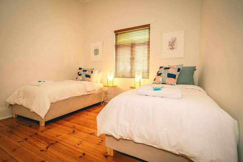 Treasure On Bagot-free Wifi/netflix-close To Cbd