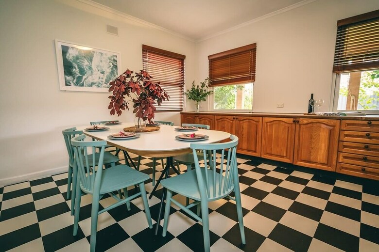 Treasure On Bagot-free Wifi/netflix-close To Cbd