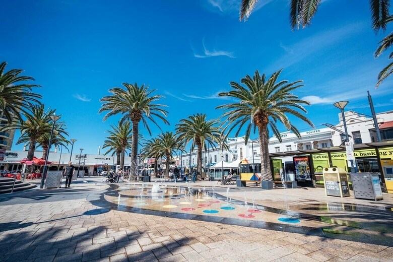 Blackbird At Arlo's - The Heart Of Glenelg - Wifi
