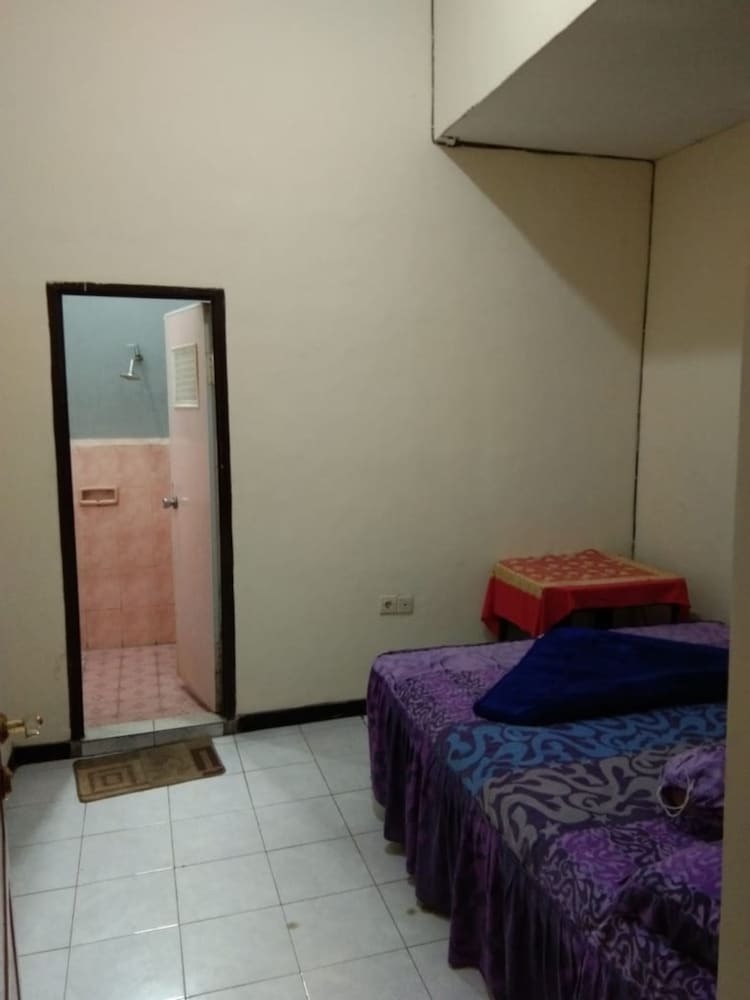 Hotel Villa 3 Saudara