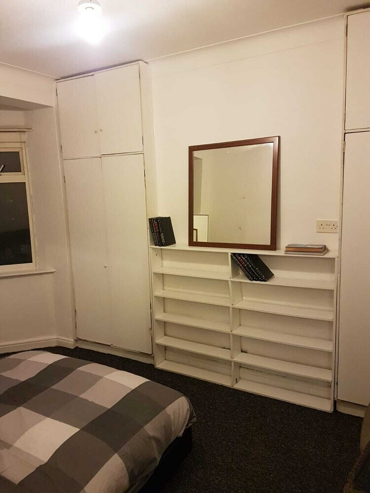 Hotel Budget House In Gants Hill