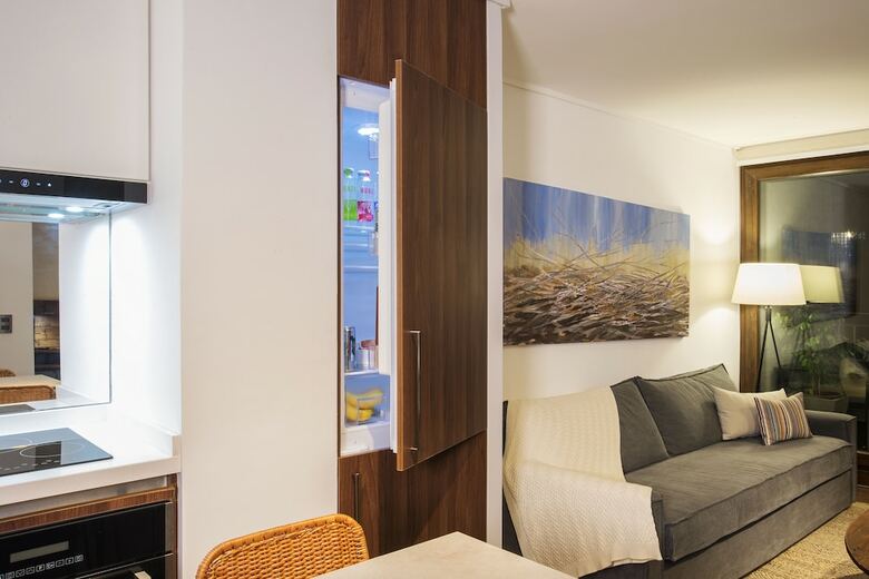 Aparthotel The Place -  Live & Meet