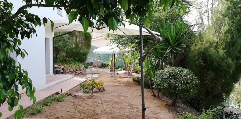 Bed & Breakfast White House