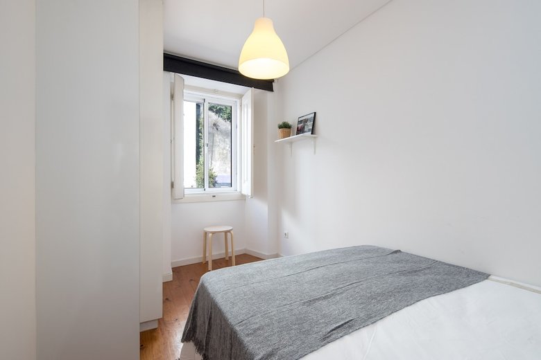 S�o Bento Ao Rato Apartment
