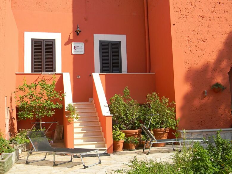 Dimora Del Falconiere B&B