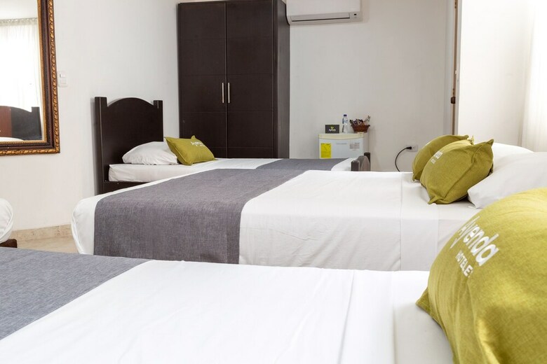 Hotel Riviera Plaza