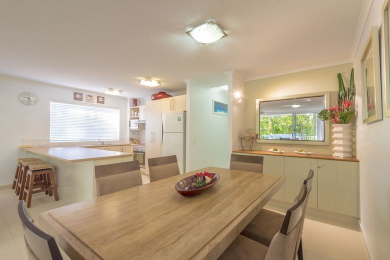 Apartamentos Noosa Outrigger Beach Resort