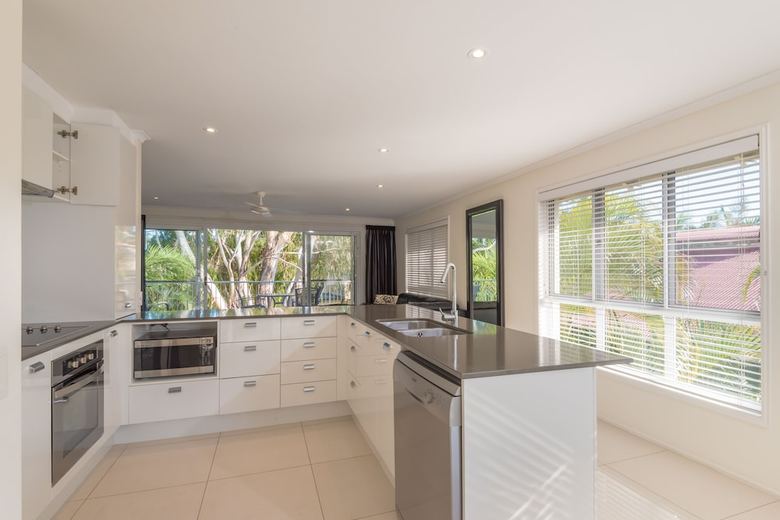 Apartamentos Noosa Outrigger Beach Resort