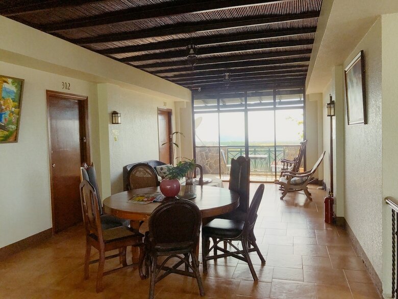 Hotel Mc Mountain Home Apartelle