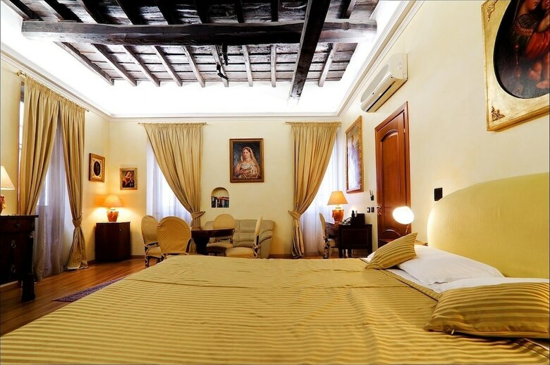 Cenci Bed & Breakfast